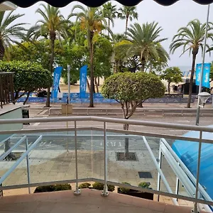 https://apartamento-primera-linea-mar-puerto-cambrils.catalonia-hotels.com